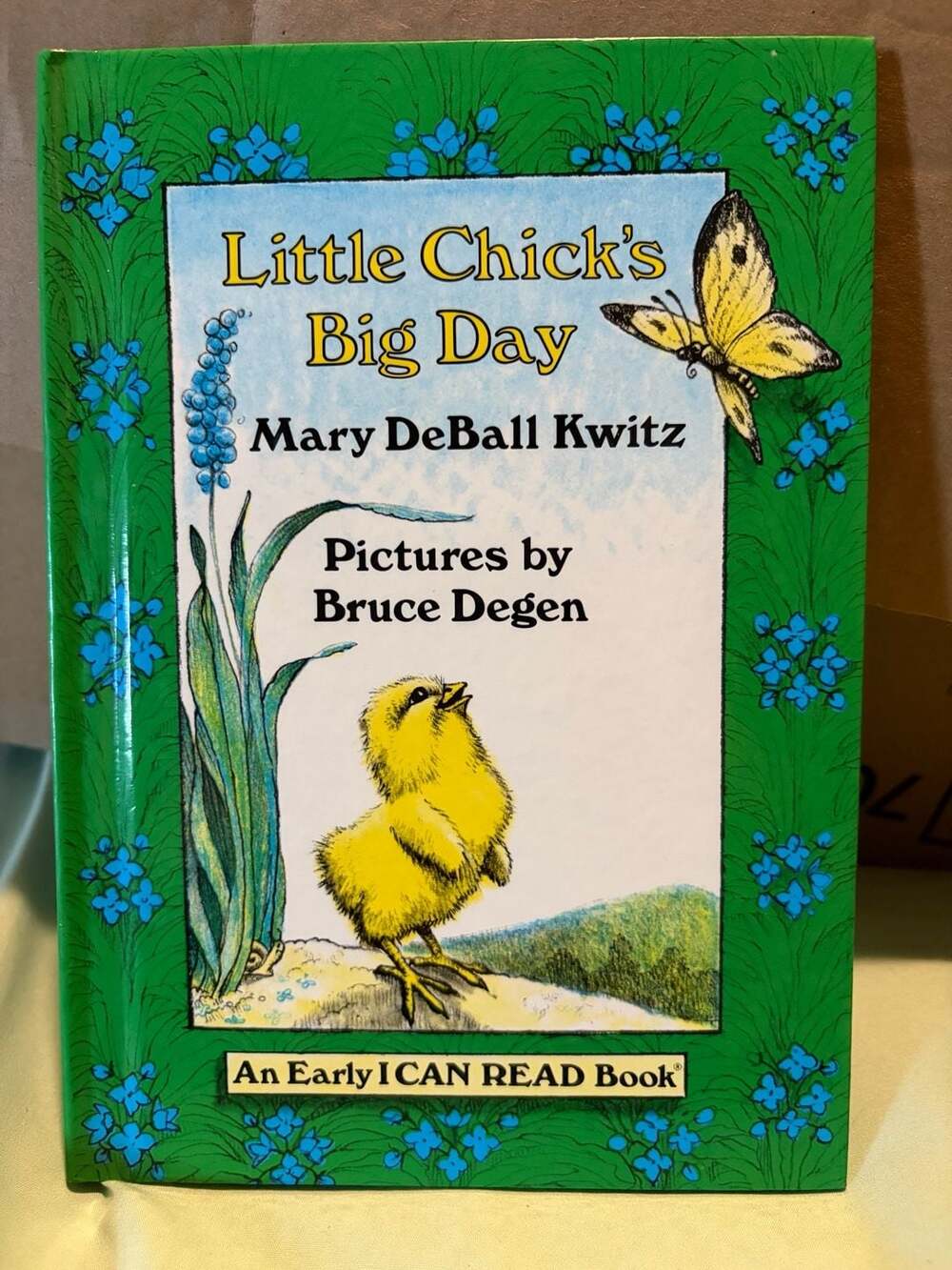 Little Chick's Big Day by Mary DeBall Kwitz (I Can Read Book, Hardcover) 1981